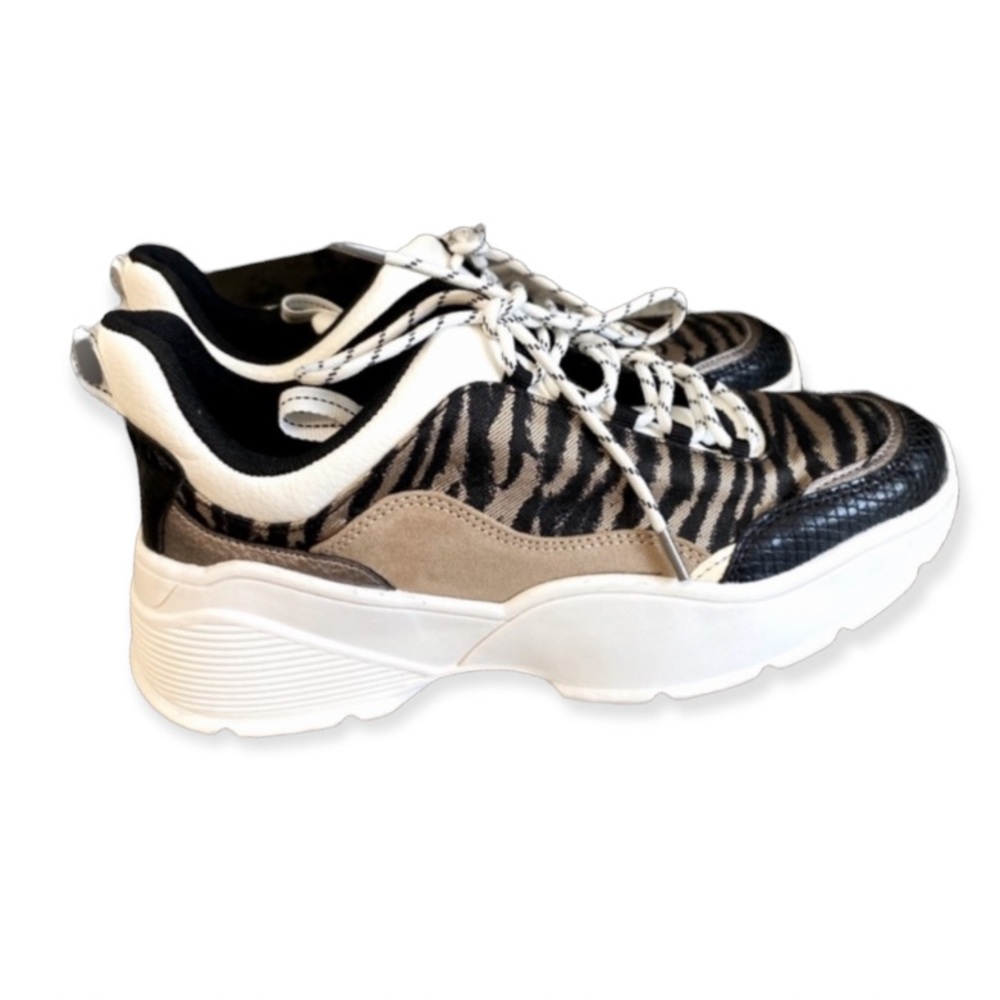 HYM zebra print sneakers - Picture 2 of 8